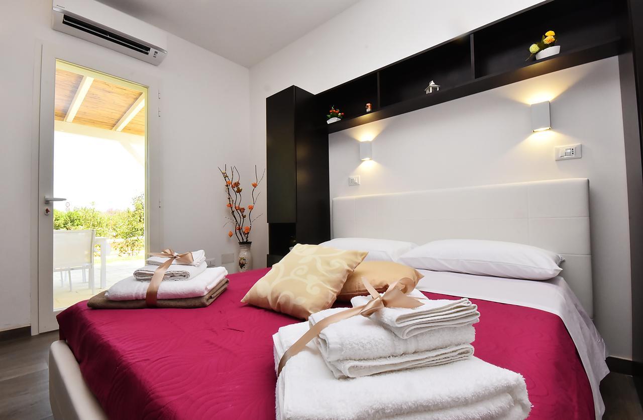 Borgo Fiorito Relais Bed & Breakfast Parabita Bagian luar foto