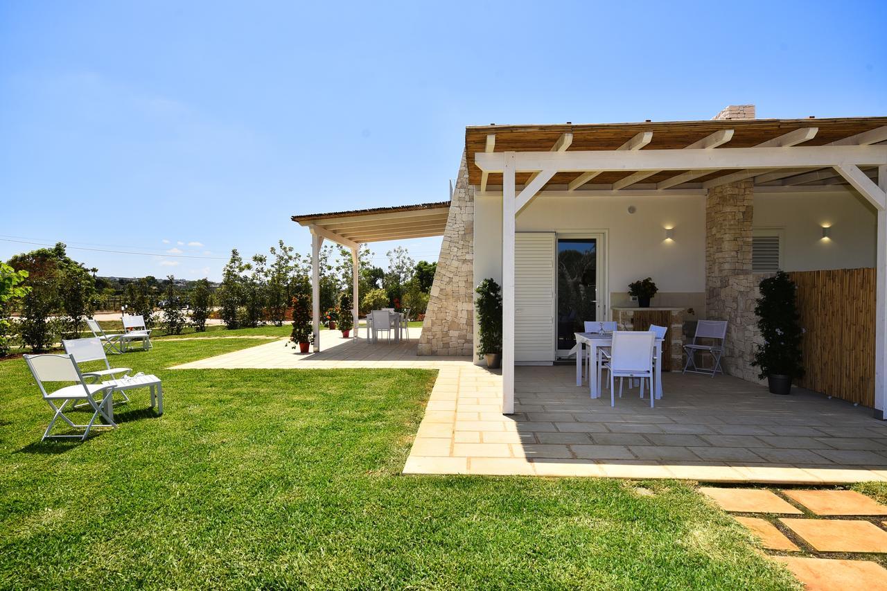 Borgo Fiorito Relais Bed & Breakfast Parabita Bagian luar foto
