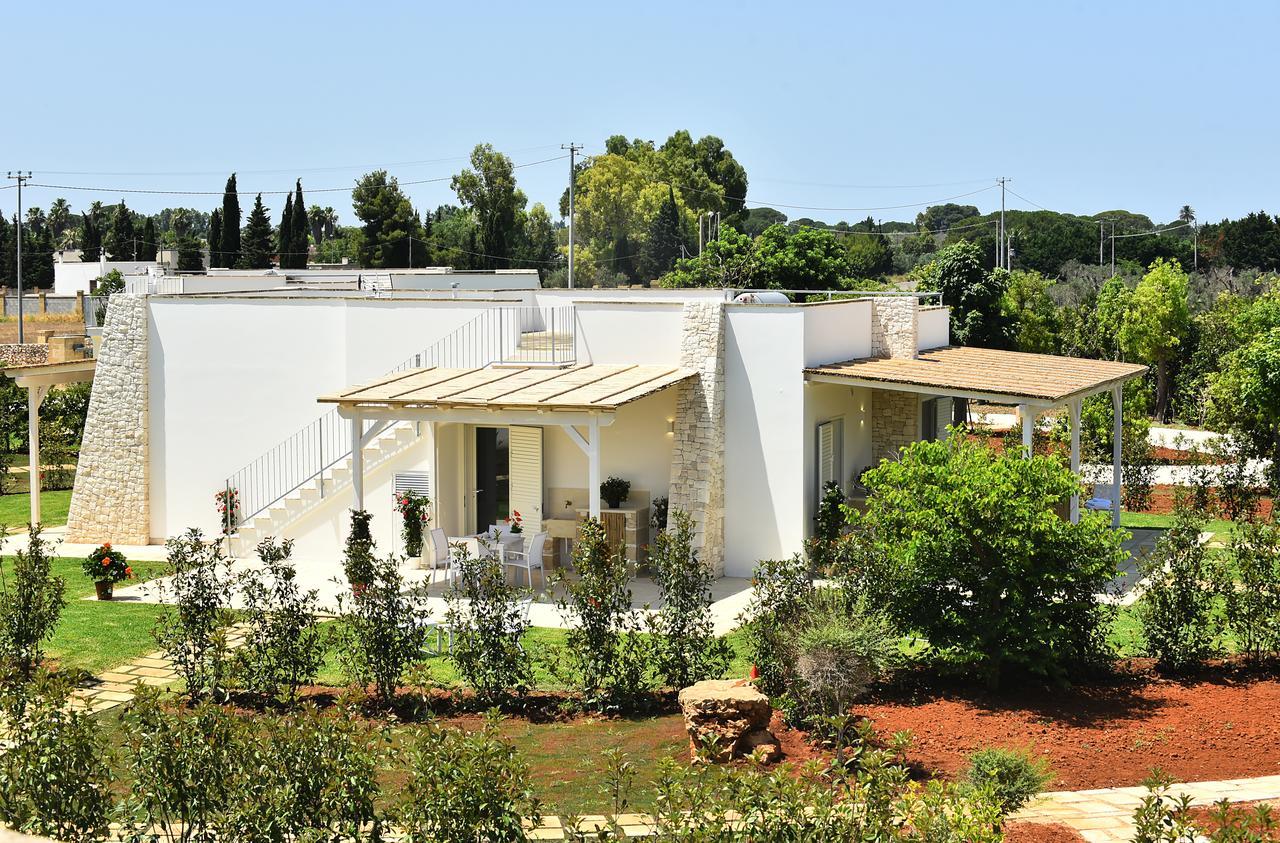 Borgo Fiorito Relais Bed & Breakfast Parabita Bagian luar foto