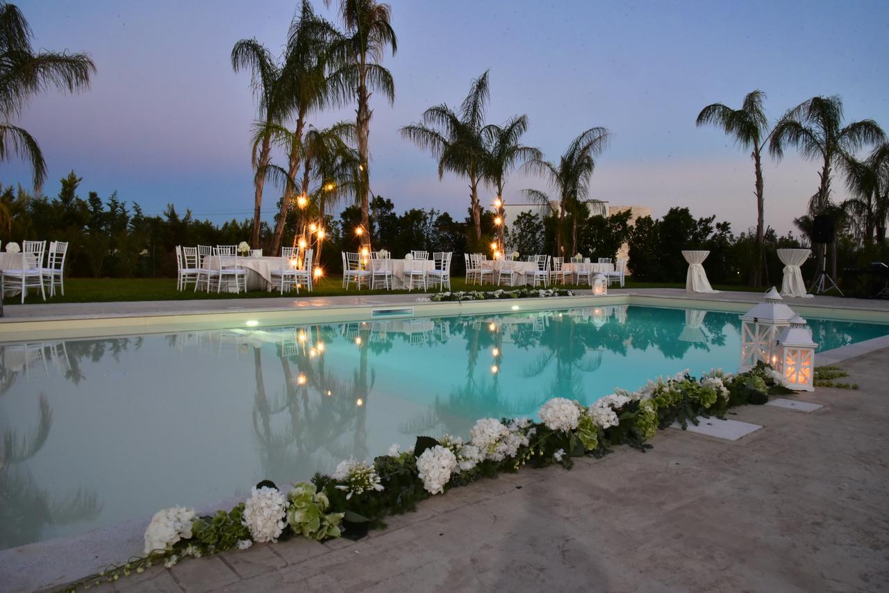 Borgo Fiorito Relais Bed & Breakfast Parabita Bagian luar foto