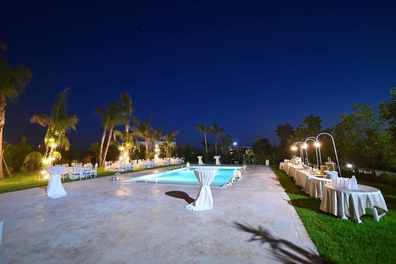 Borgo Fiorito Relais Bed & Breakfast Parabita Bagian luar foto